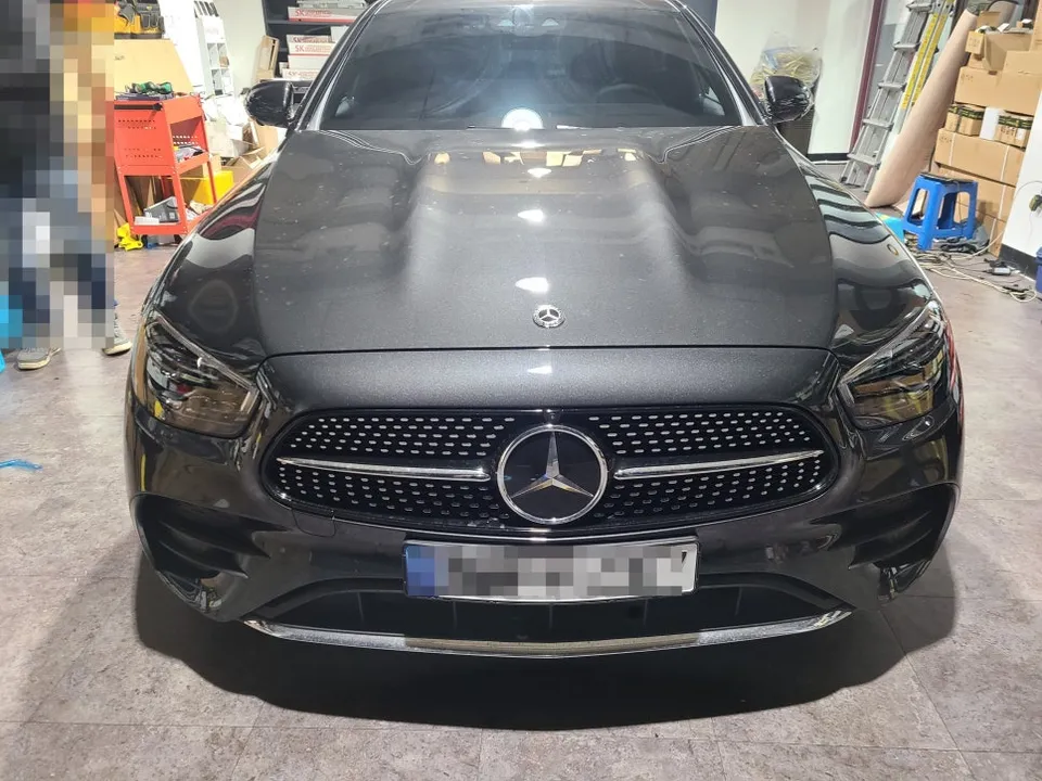 Mercedes-Benz E-Class W213 car audio installation result