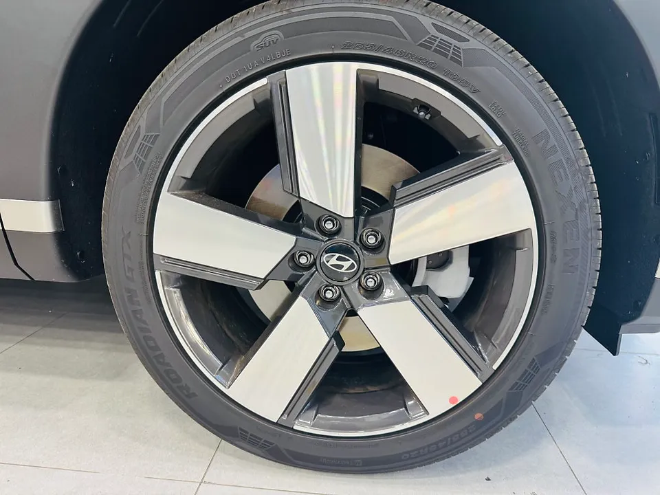 Hyundai Santa Fe MX5のカーラッピング事例 施工写真 1-3