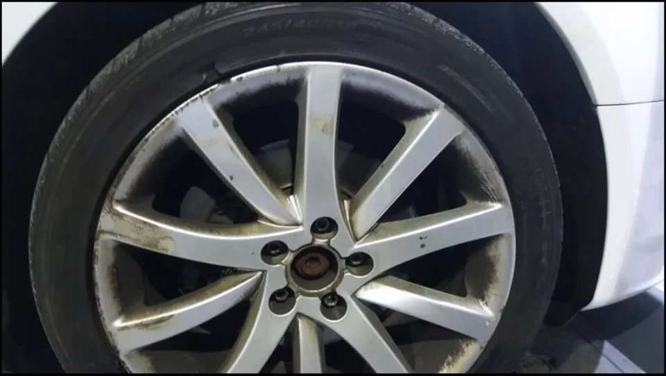 Audi A4 wheel repair - Audi A4 Wheel Repair & Refinishing Review — Hypersilver Results photo 3