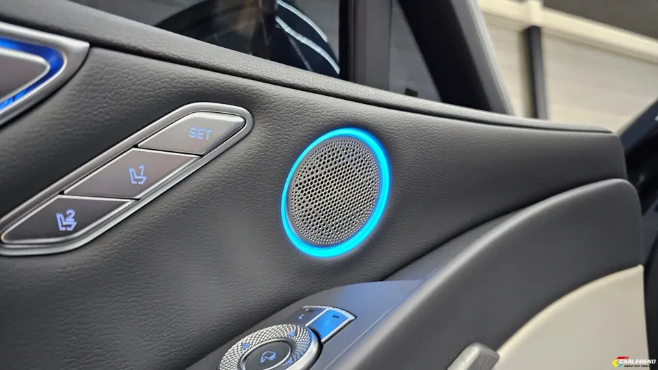 Genesis G80 ambient lighting - Genesis G80 Ambient Lighting Review: Enhanced Interior photo 5