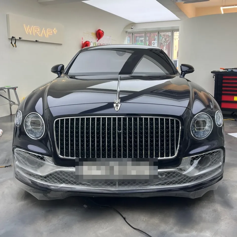 Bentley Flying SpurのPPF施工事例|費用目安と仕上がり 施工写真 1-3