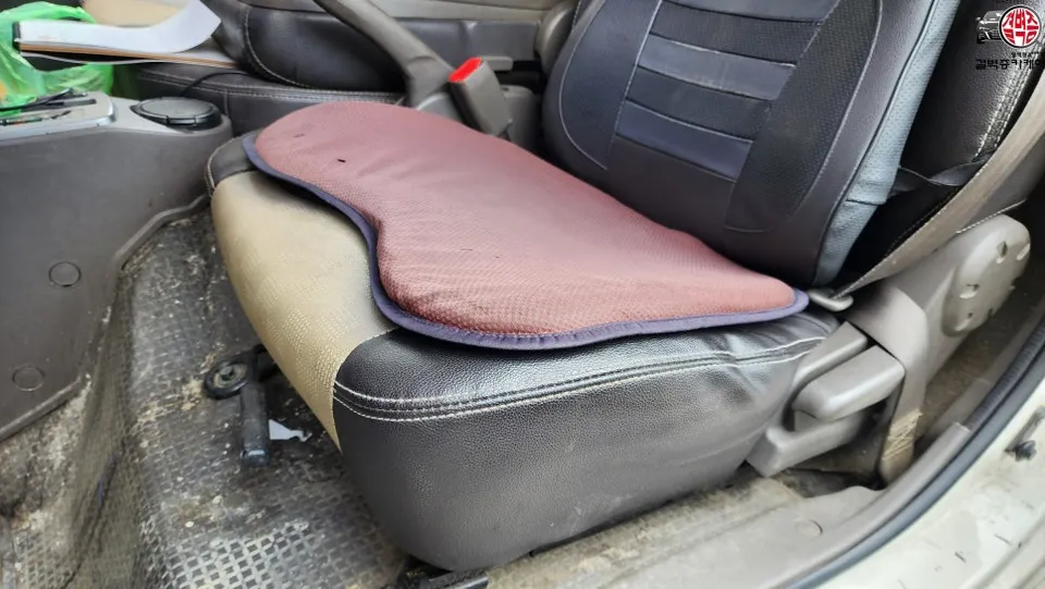 Hyundai Porter 2 interior customization - Hyundai Porter 2 Interior Customization Review photo 5