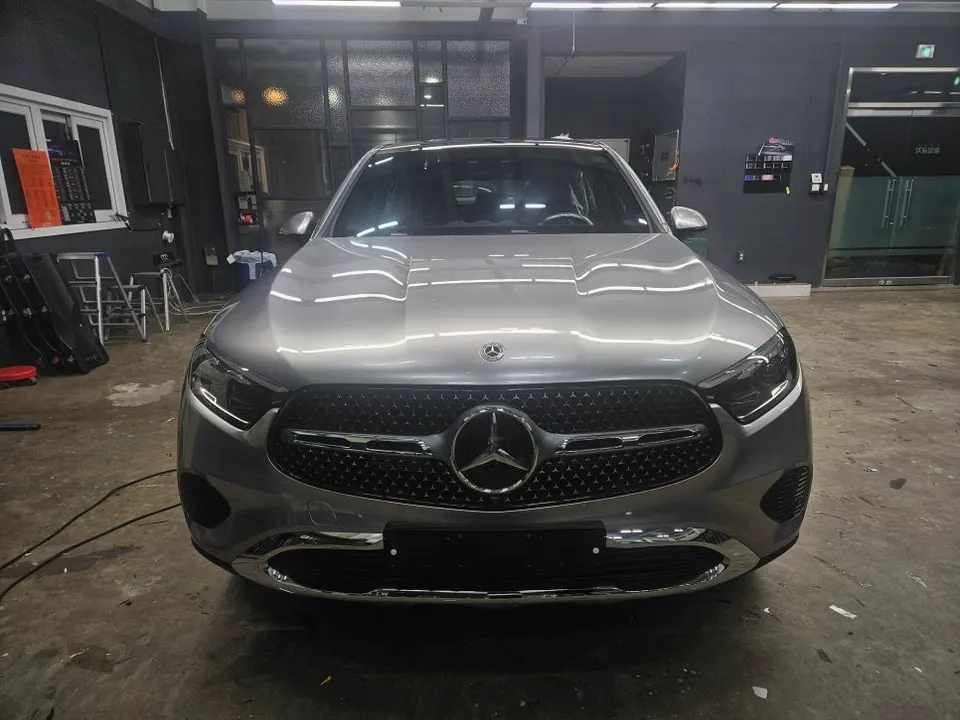 Mercedes-Benz GLC Coupeのカーラッピング事例 施工写真 6