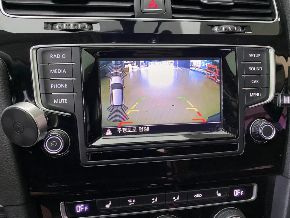Volkswagen Golf 7th Gen oem options - Volkswagen Golf 7th Gen OEM Options Review — Enhanced Visibility photo 5