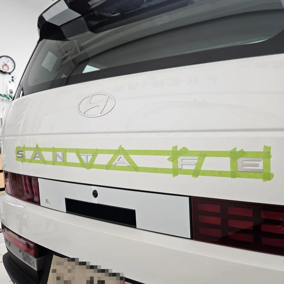 Hyundai Santa Fe MX5 vinyl wrap - Hyundai Santa Fe MX5 Vinyl Wrap Review: Cost & Results photo 3