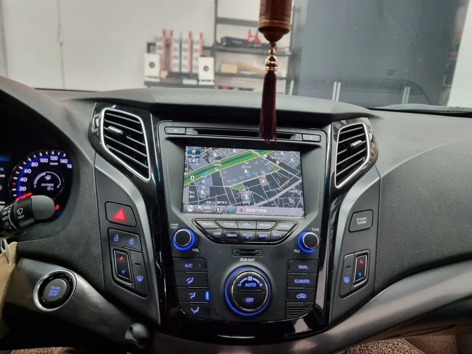 Hyundai i40のAndroid Auto・CarPlay取付事例 施工写真 3