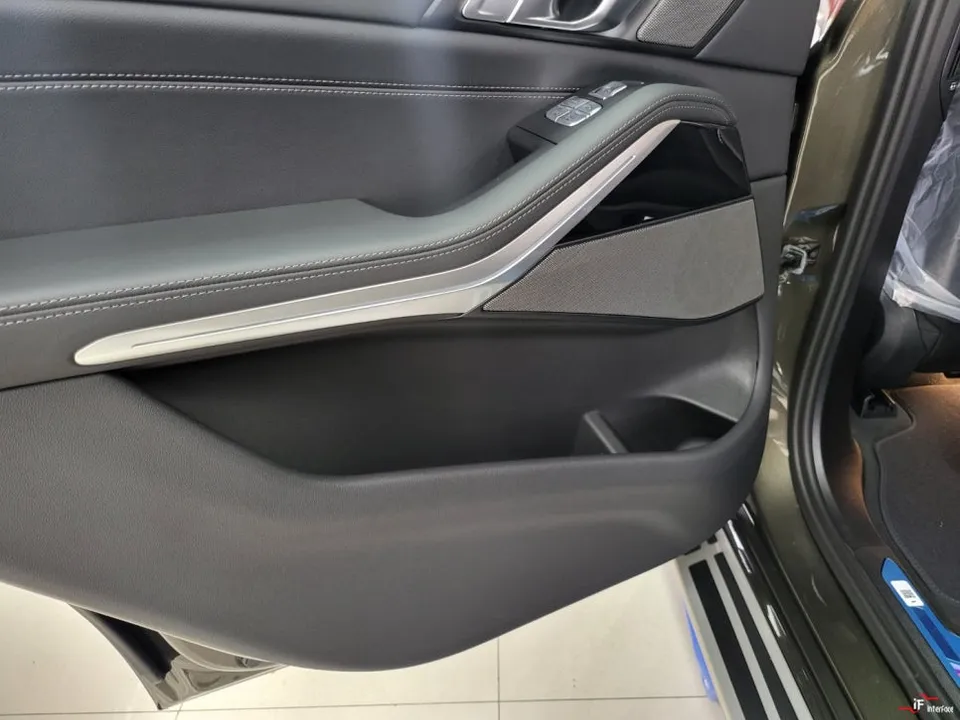 BMW X7 ambient lighting - BMW X7 Ambient Lighting Review: Cost & Results photo 3