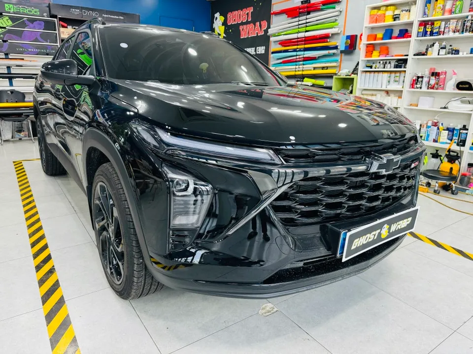 Chevrolet Traxのカーラッピング事例 施工写真 3-1