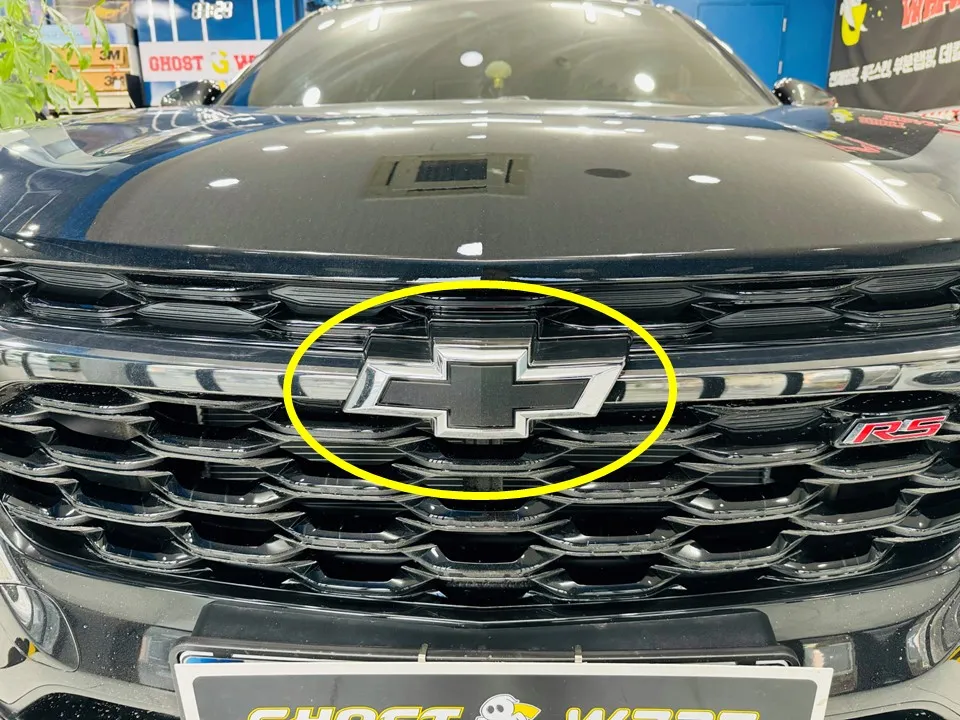 Chevrolet Traxのカーラッピング事例 施工写真 1-2