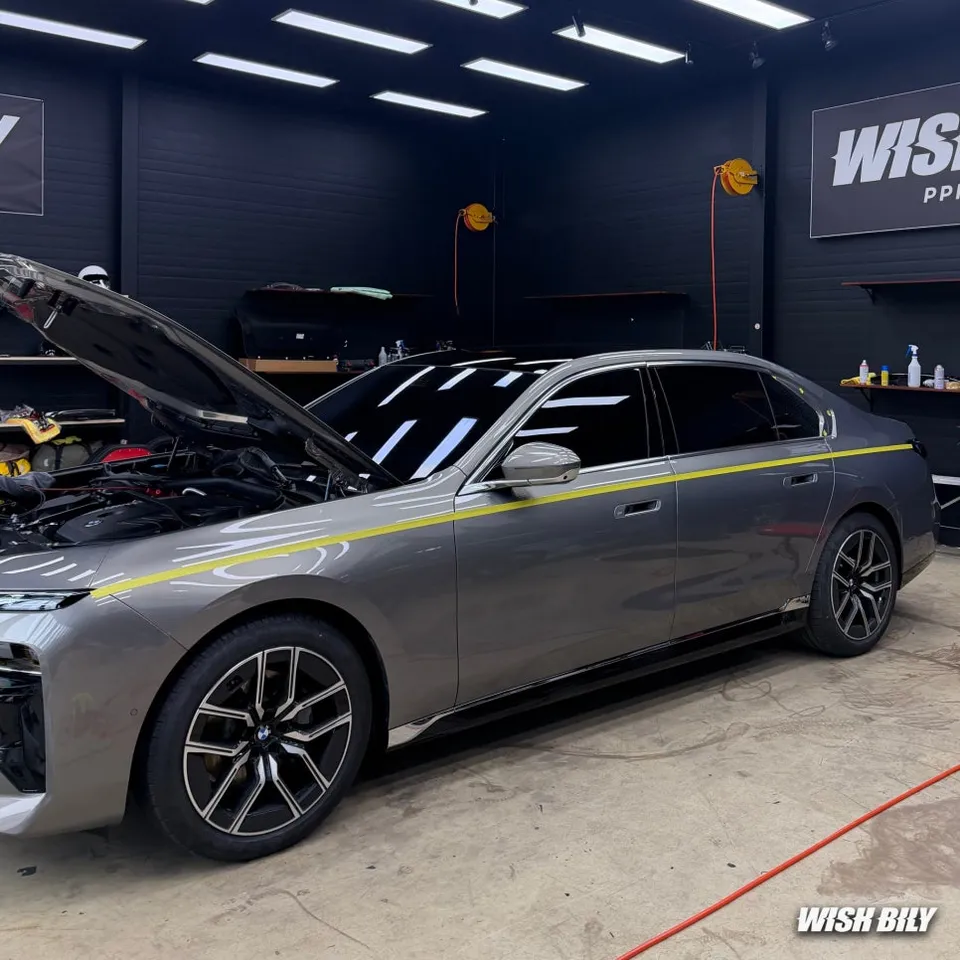 BMW 7 Series PPF施工事例|費用目安と仕上がり 施工写真 1-2