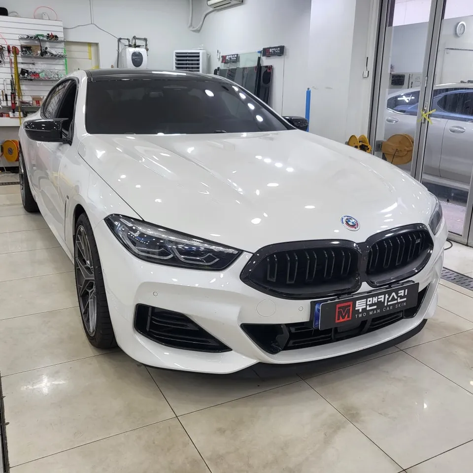 BMW 8 SeriesのPPF施工事例|費用目安・仕上がり 施工写真 1-2