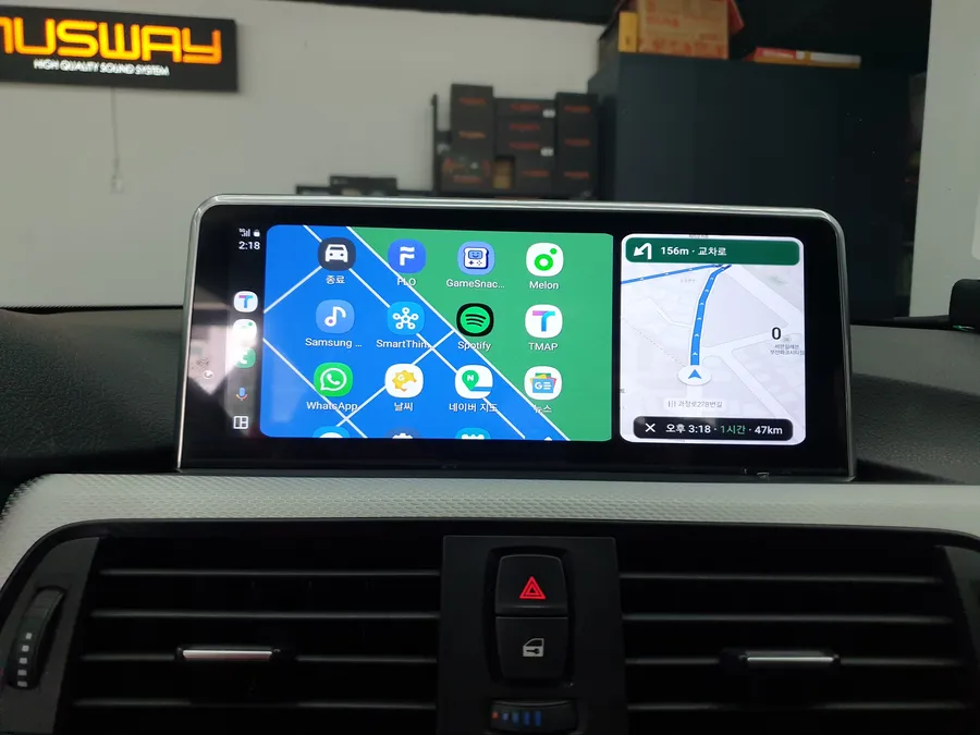 BMW 4 SeriesのAndroid Auto・CarPlay取付事例 施工写真 3-2