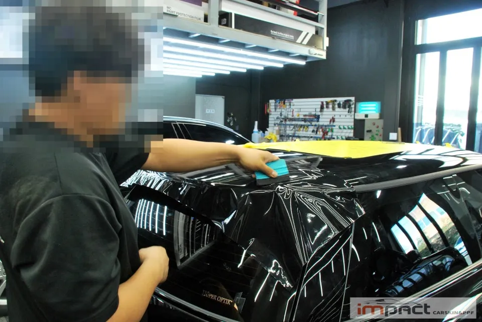 MINI MINI Cooperのカーラッピング事例|費用目安・仕上がり 施工写真 2-3