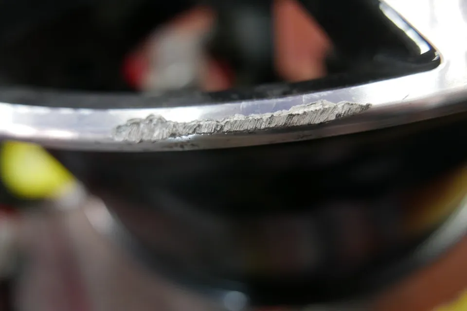 BMW 7 Series G70 wheel repair - BMW 7 Series G70 Wheel Repair Review - Like New Finish photo 3