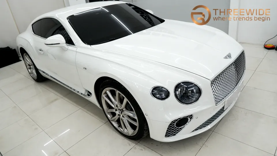 Bentley Continental GTのカーラッピング事例|限定色再現 施工写真 1-2