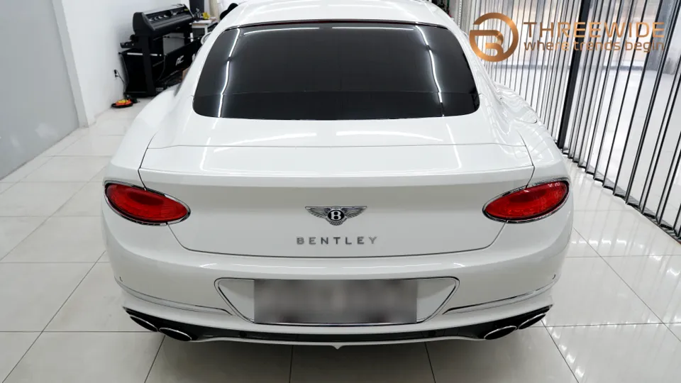 Bentley Continental GTのカーラッピング事例|限定色再現 施工写真 2-2