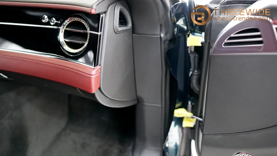 Bentley Continental GTのカーラッピング事例|限定色再現 施工写真 3-3