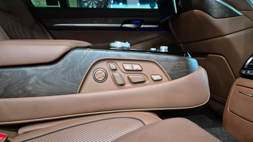 Genesis G90 seat ventilation - Genesis G90 Seat Climate Upgrade Review photo 3