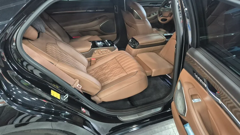 Genesis G90 seat ventilation - Genesis G90 Seat Climate Upgrade Review photo 6