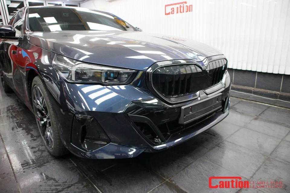 BMW i5 ppf - BMW i5 PPF Review: Cost & Rock Chip Protection photo 3