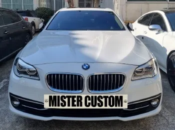 BMW 5 Series F10のAndroid Auto・CarPlay取付事例 写真
