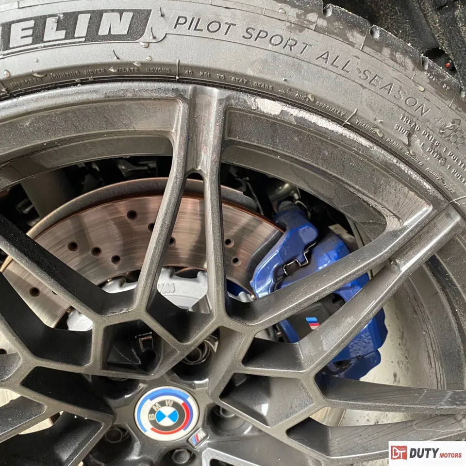 BMW M4 Competition wheel repair - BMW M4 Wheel Repair & Painting Review: Glossy Black Finish photo 3