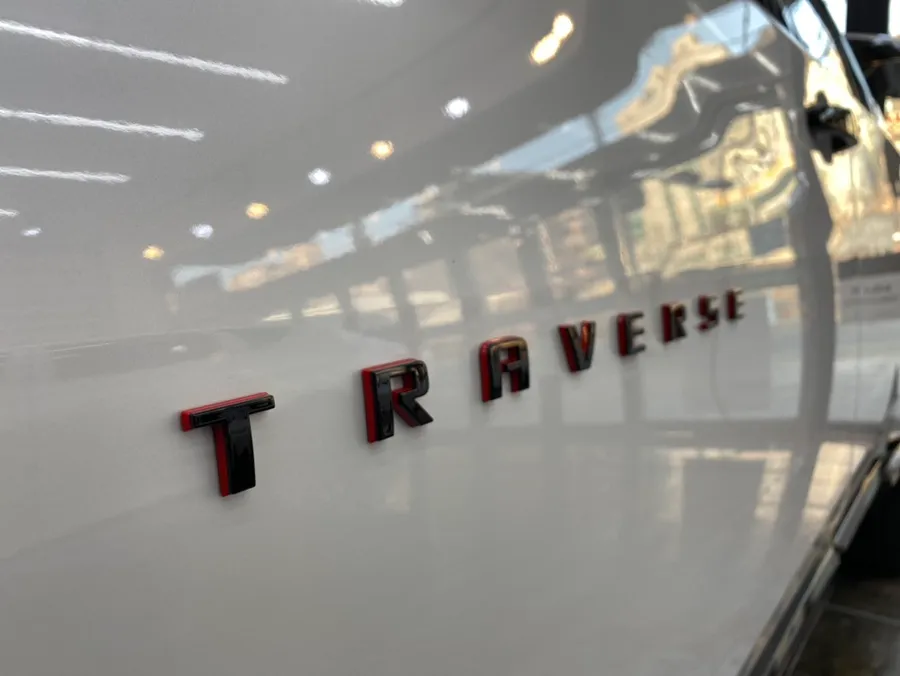 Chevrolet Traverseのカーフィルム施工事例|費用目安・仕上がり 施工写真 2-2