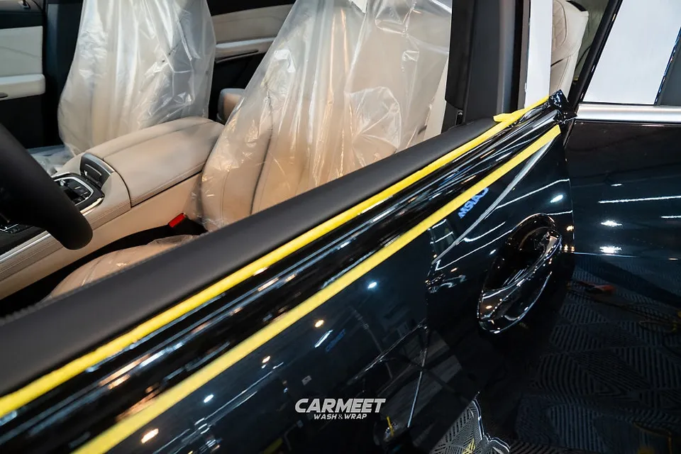 BMW X7 カーラッピング事例|クロームパーツのブラック化 施工写真 1-3