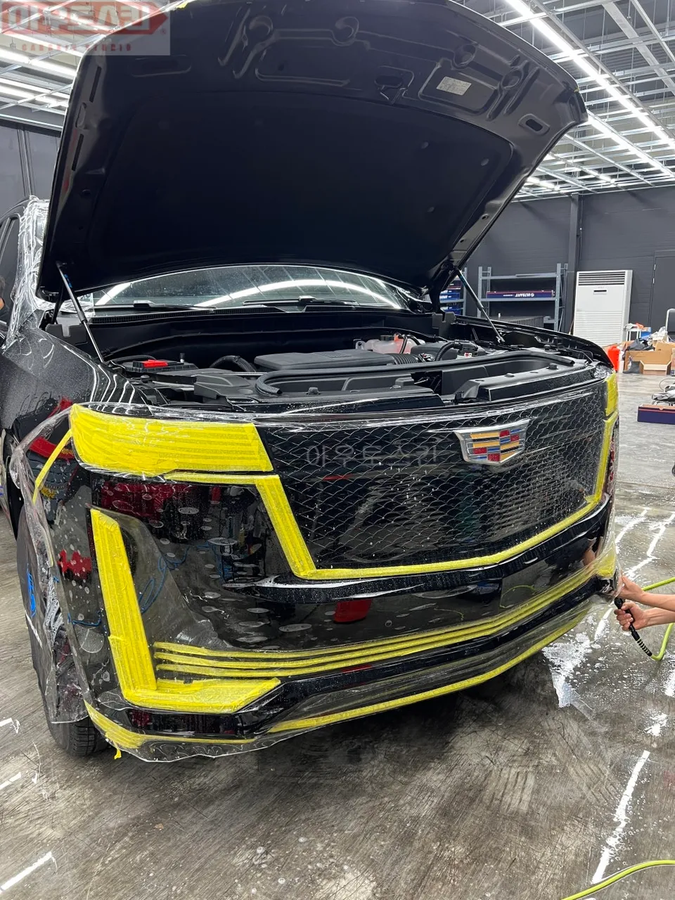 Cadillac EscaladeのPPF施工事例|費用目安・仕上がり 施工写真 3-1