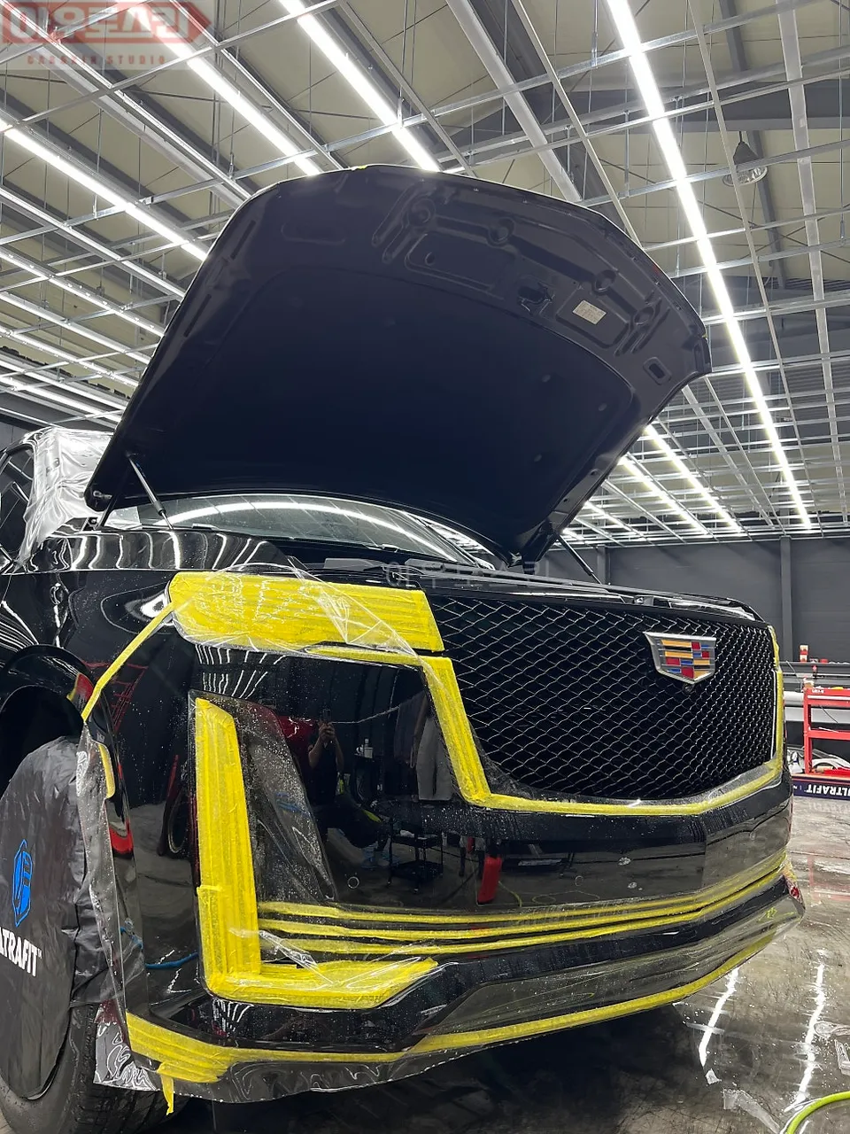 Cadillac EscaladeのPPF施工事例|費用目安・仕上がり 施工写真 1-2