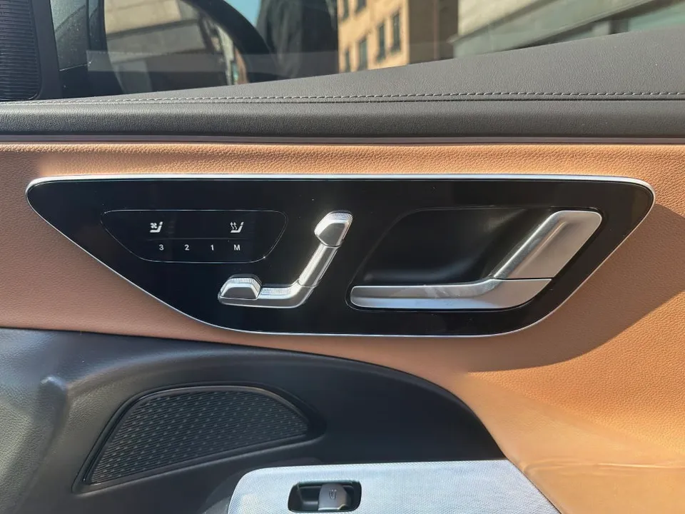 メルセデス・ベンツ Eクラス W213 PPF施工事例|費用目安・仕上がり 施工写真 1-3