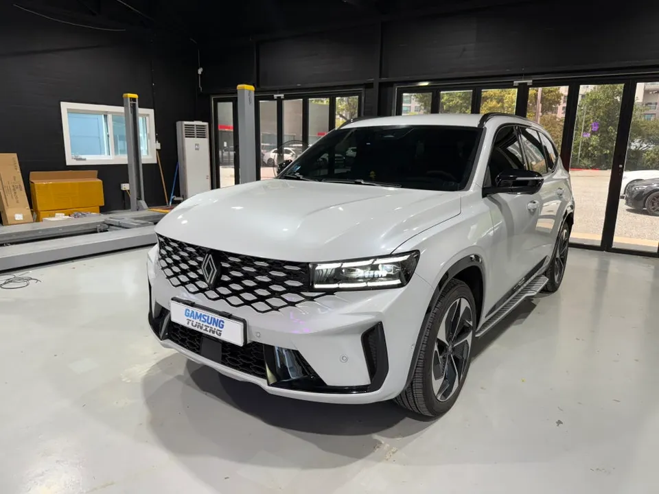 Renault Grand Koleos Ambient Lighting Installation Review — Cost Before
