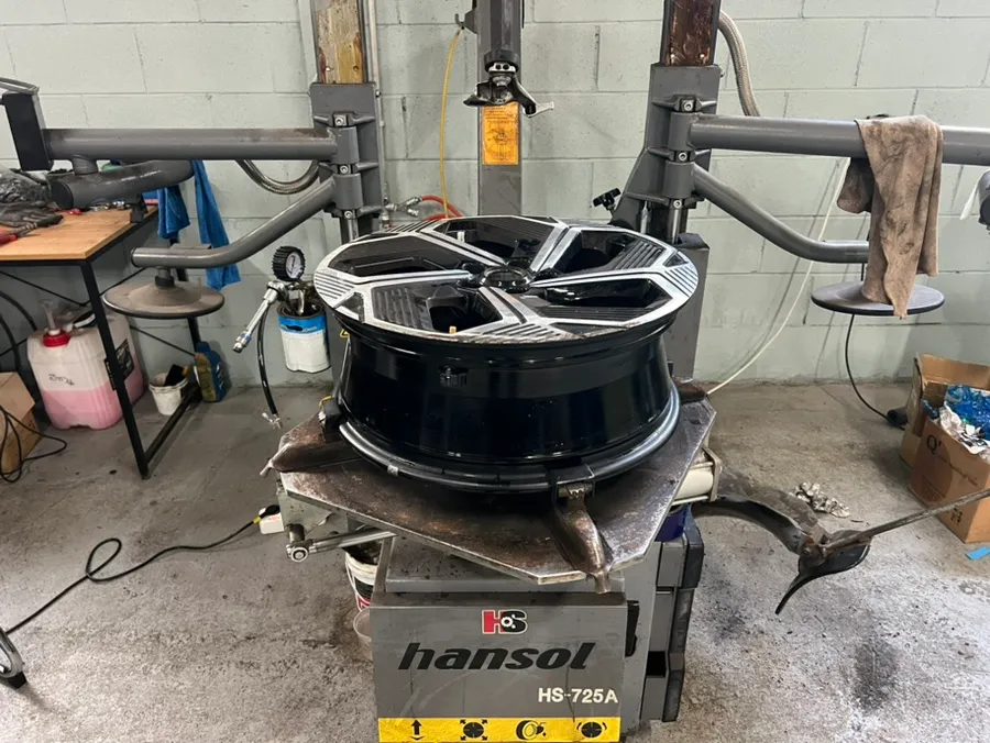 Lexus LX Wheel Repair Review - Restored to Perfection photo 2