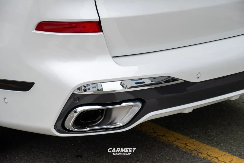BMW X7のカーラッピング事例｜クローム除去とPPF施工 施工写真 1-1
