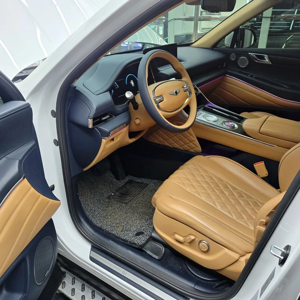 Genesis GV80のガラスコーティング事例|韓国での施工例 施工写真 3-3