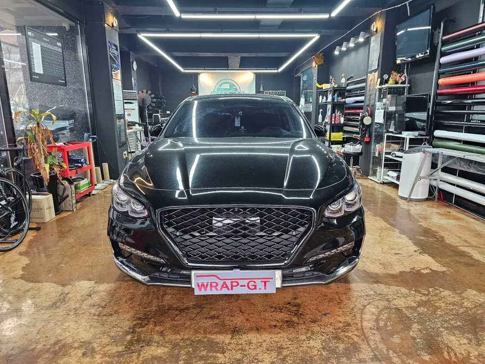 Hyundai Grandeur IGのカーラッピング事例｜クローム除去と仕上がり 施工写真 2-1