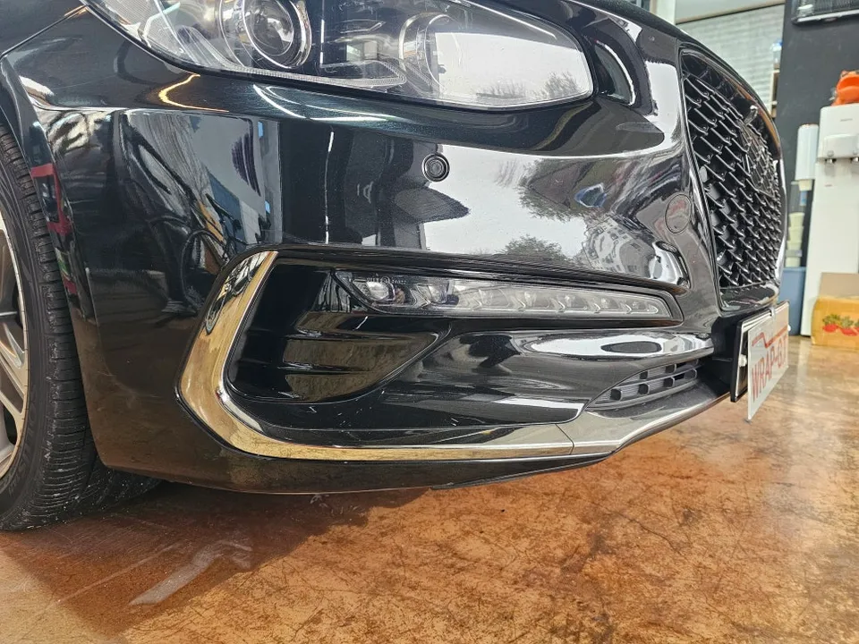 Hyundai Grandeur IGのカーラッピング事例｜クローム除去と仕上がり 施工写真 1-2