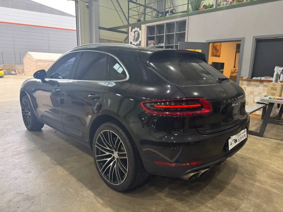 Porsche Macan body kit - Porsche Macan Body Kit Review: Installation & Cost photo 4