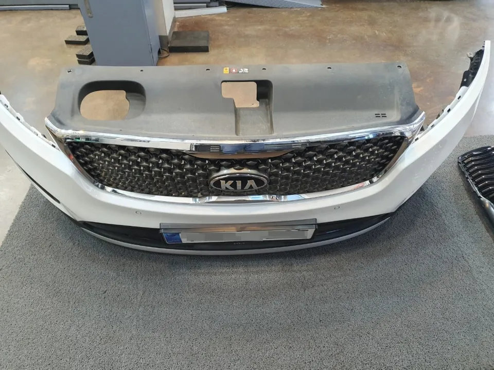 Kia Sorento UM body kit - Kia Sorento UM Body Kit Installation Review photo 5