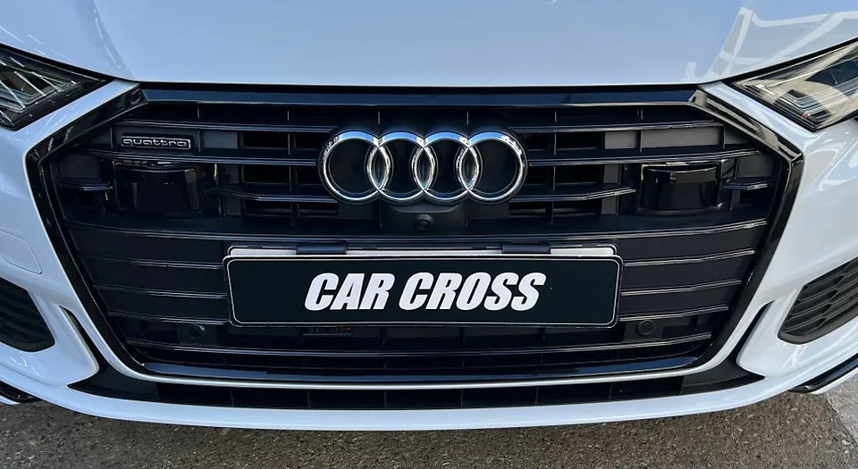 Audi A6のカーラッピング事例｜クローム除去とルーフブラックPPF 施工写真 2-3