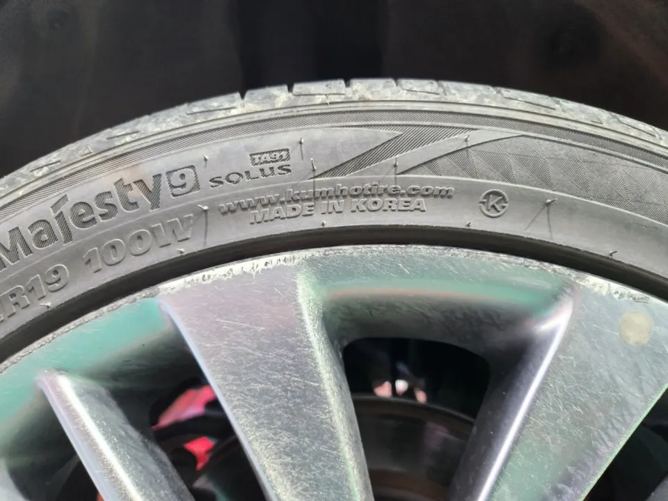 BMWのホイールリペア・塗装事例 施工写真 3-2