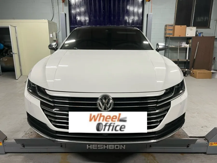 Volkswagen Arteonのホイールリペア・塗装事例 写真