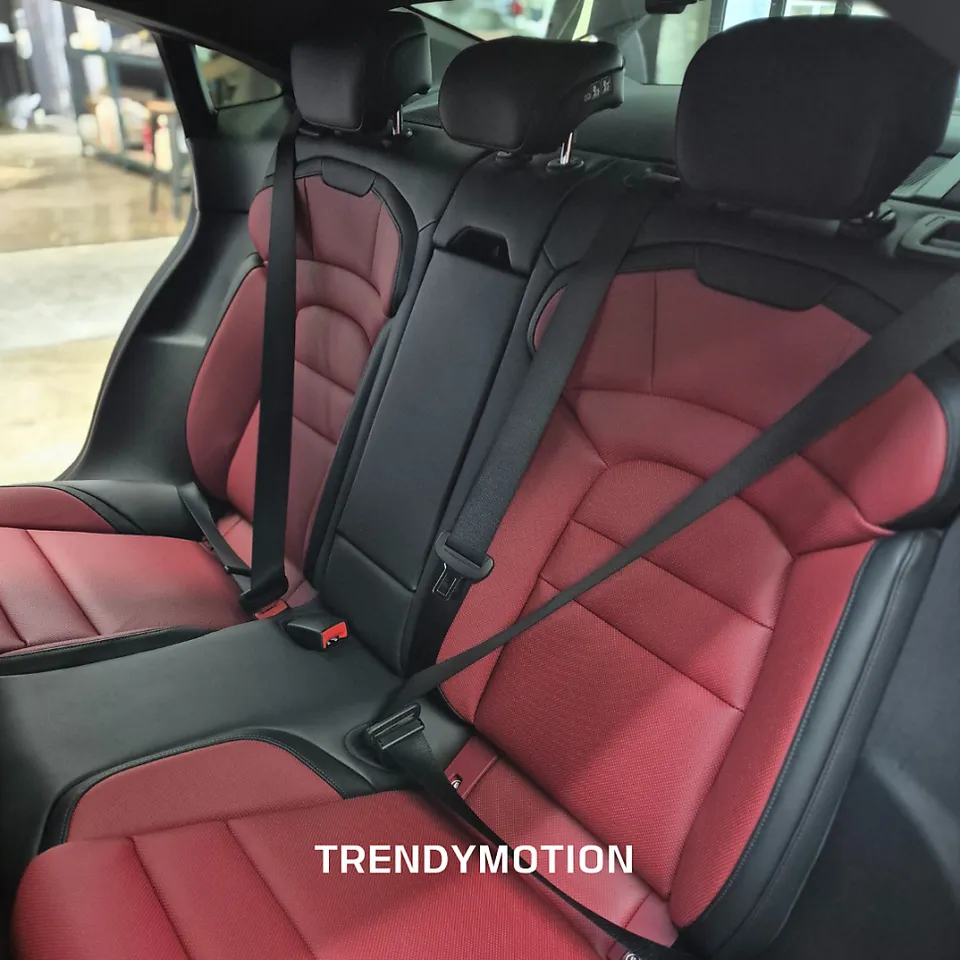 Porsche Taycan 4S ambient lighting - Porsche Taycan 4S Ambient Lighting Review — Cost & Results photo 5