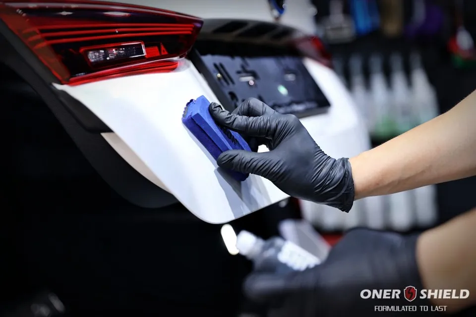 BMW 4 Seriesのガラスコーティング事例 施工写真 1-3