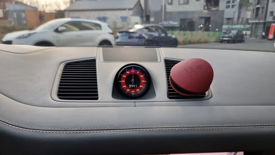 Porsche Cayenne E3 ambient lighting - Porsche Cayenne E3 Ambient Lighting Review: Cost & Results photo 5