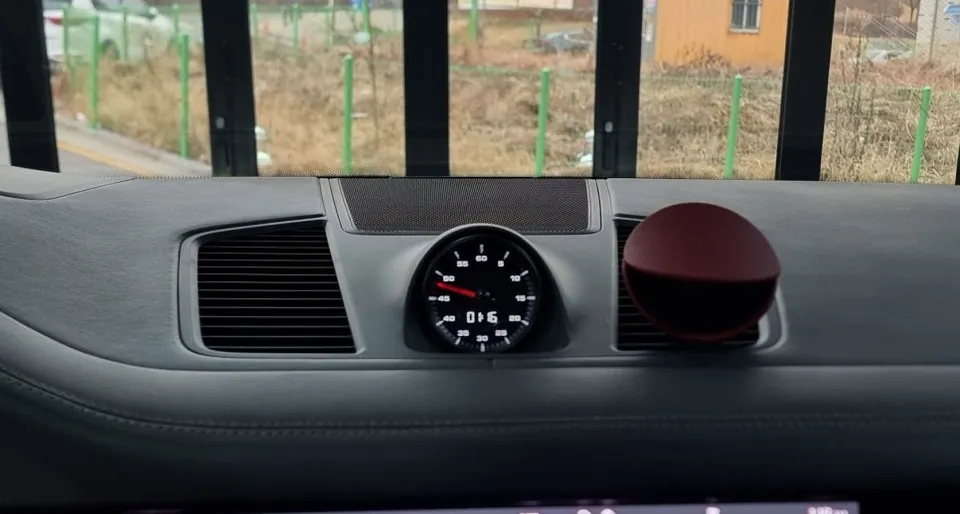 Porsche Cayenne E3 ambient lighting - Porsche Cayenne E3 Ambient Lighting Review: Cost & Results photo 6