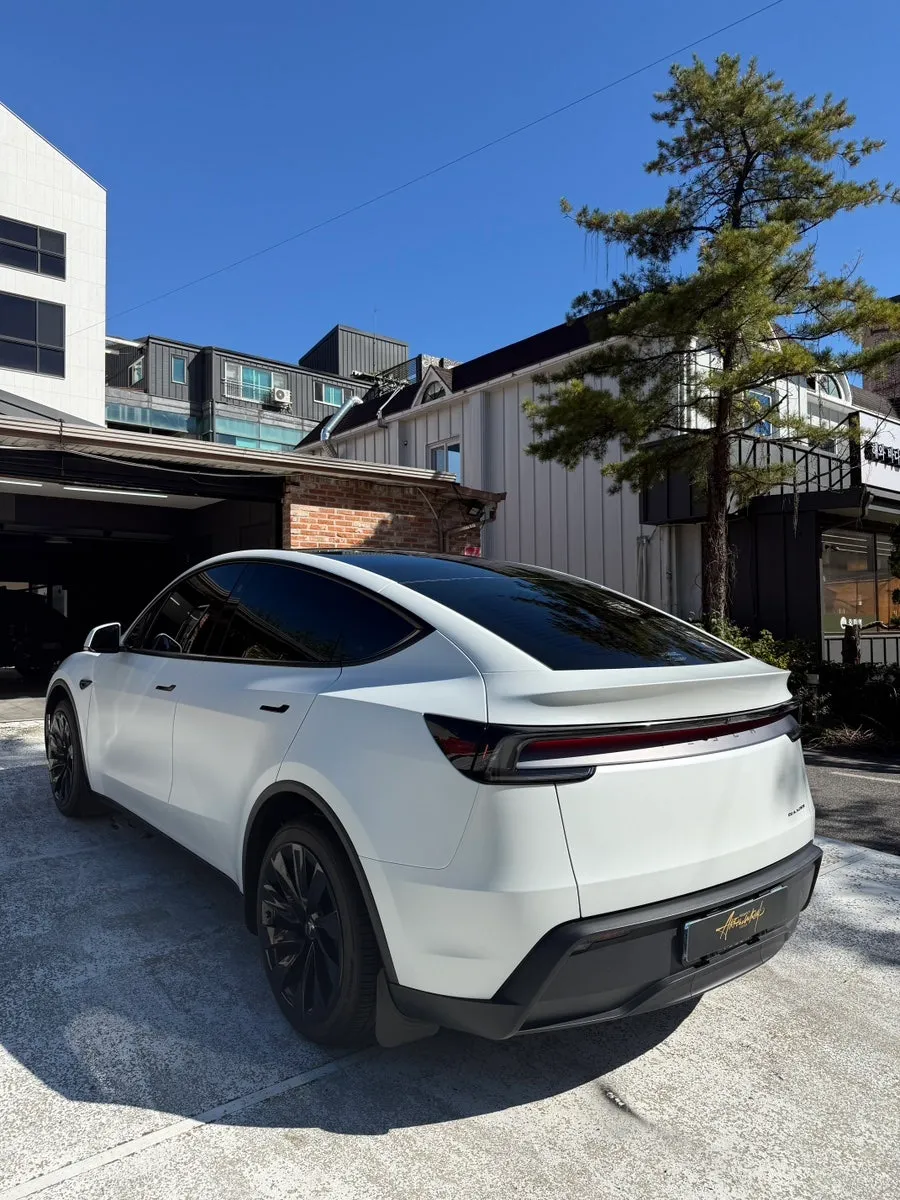 Tesla Model Yの無光PPF施工事例｜費用目安・仕上がり 施工写真 2-3