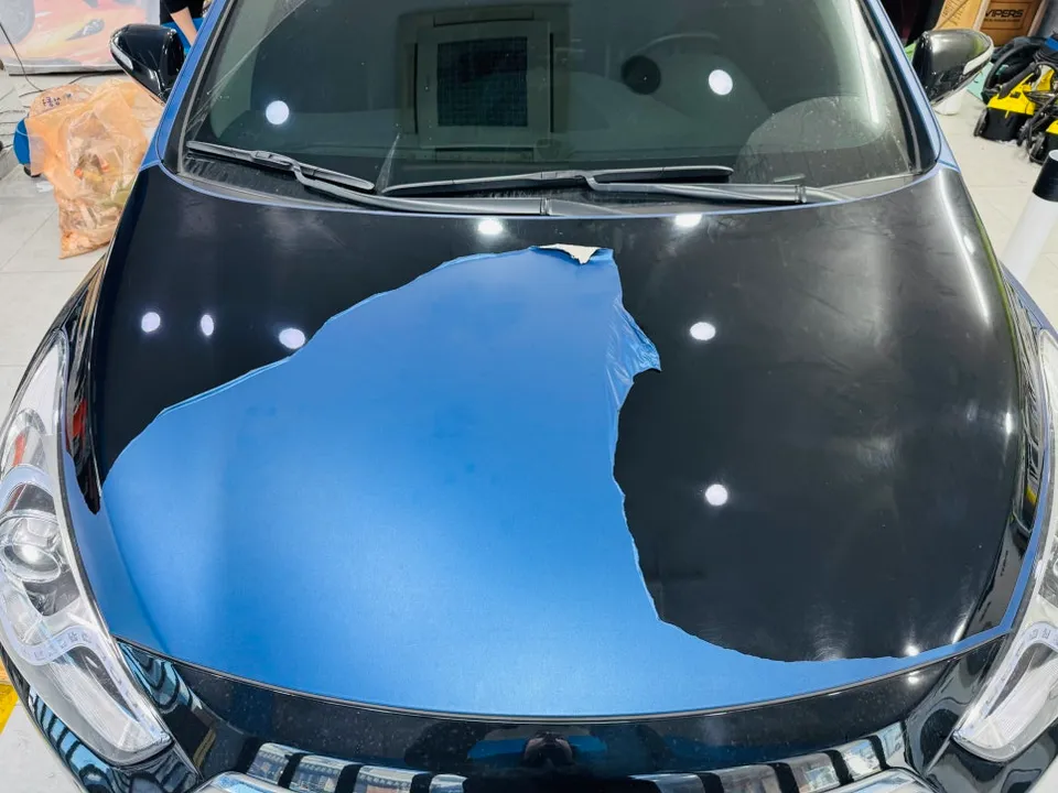 Hyundai i40のカーラッピング事例｜費用目安・仕上がり 施工写真 1-2