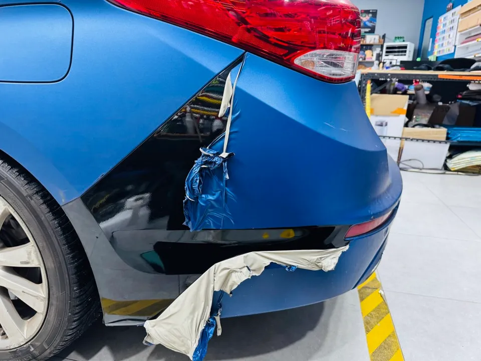 Hyundai i40のカーラッピング事例｜費用目安・仕上がり 施工写真 2-2