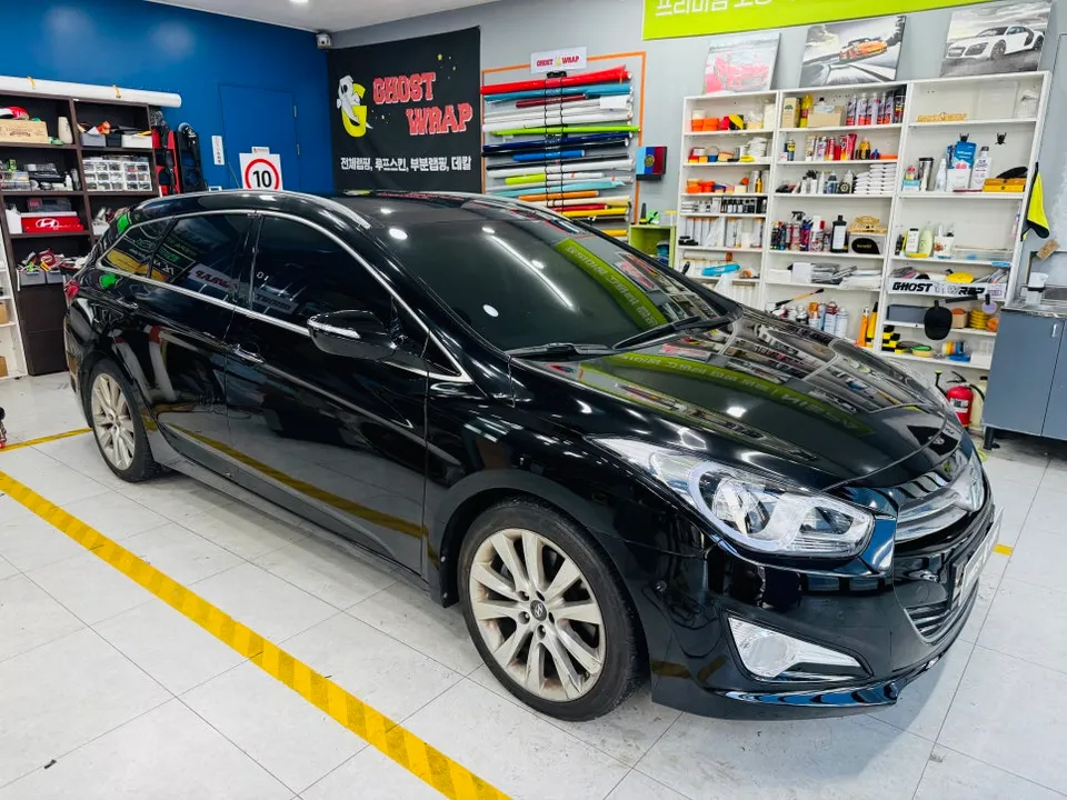 Hyundai i40のカーラッピング事例｜費用目安・仕上がり 施工写真 3-3